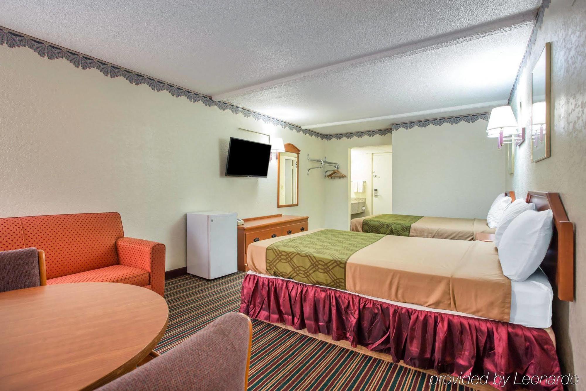 Rodeway Inn Stone Mountain Tucker Exterior foto